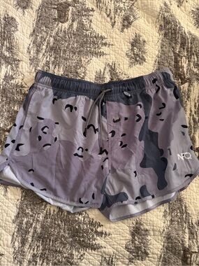 NFQ Women's Slate Camo Training Shorts